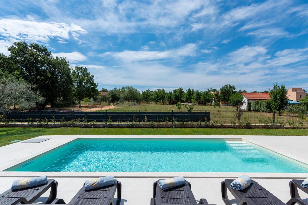 Villa Dafna Poreč Kültér fotó